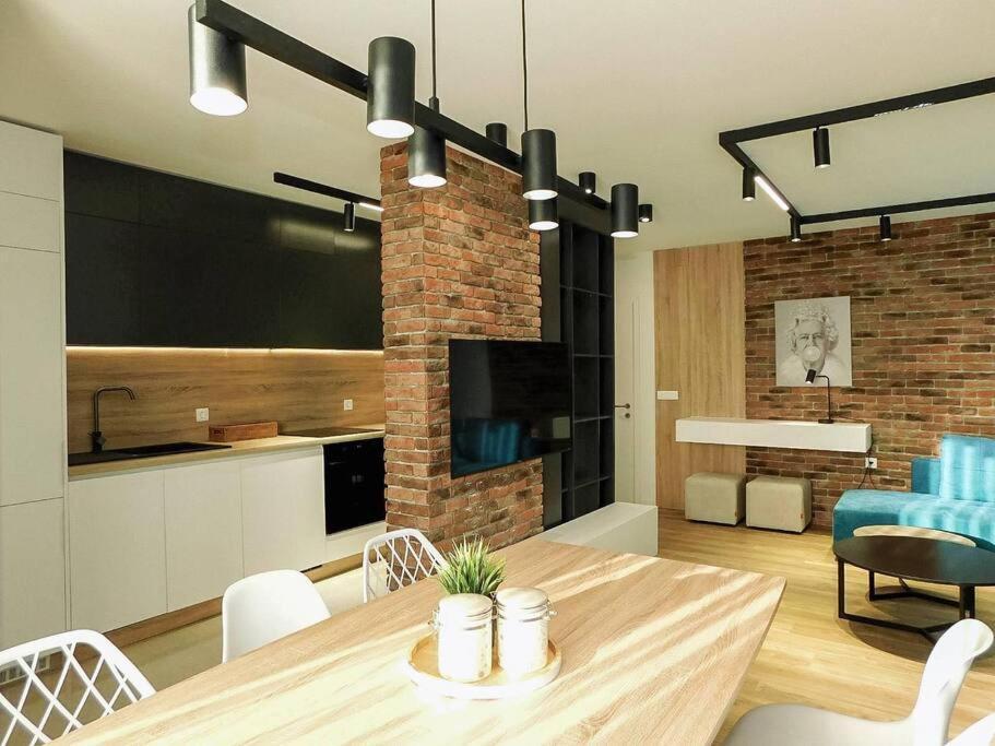 Queen'S Luxury Apartment オフリド エクステリア 写真
